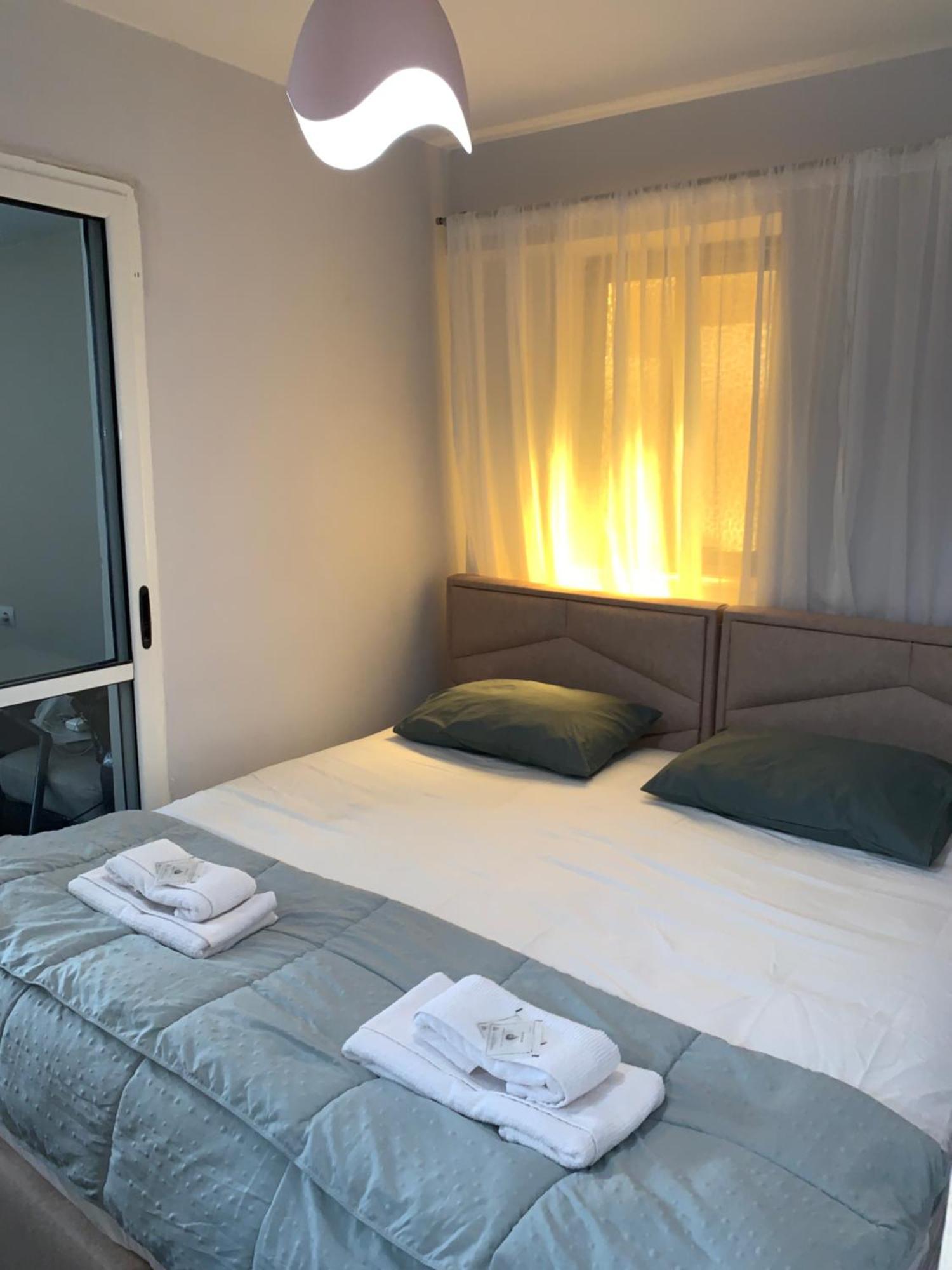 Citynest Apartments, 3-Minute Walk From The Skanderbeg Square Tiranë Ngoại thất bức ảnh