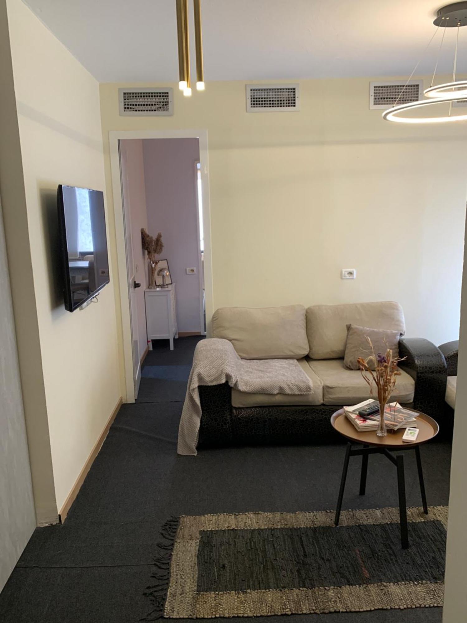Citynest Apartments, 3-Minute Walk From The Skanderbeg Square Tiranë Ngoại thất bức ảnh