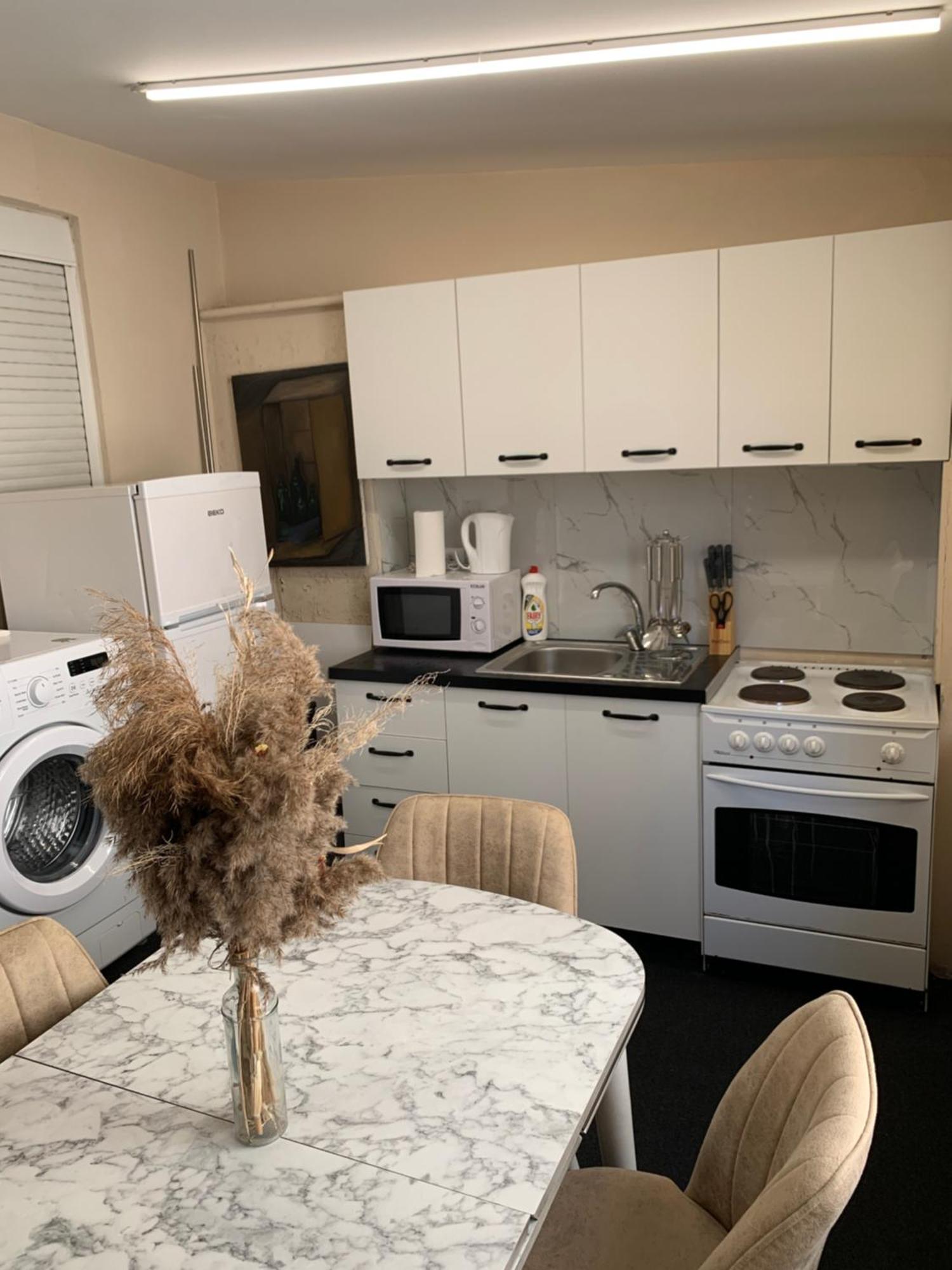 Citynest Apartments, 3-Minute Walk From The Skanderbeg Square Tiranë Ngoại thất bức ảnh