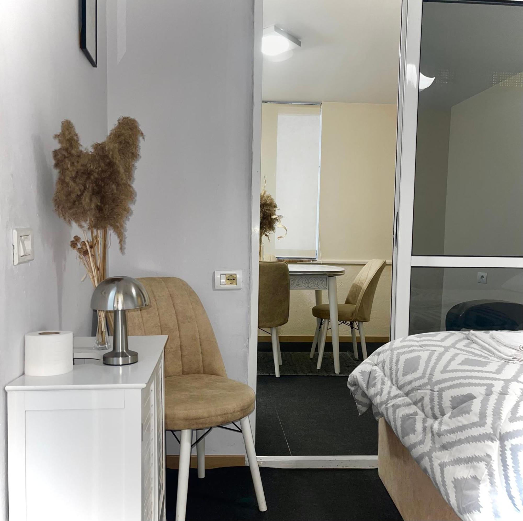 Citynest Apartments, 3-Minute Walk From The Skanderbeg Square Tiranë Ngoại thất bức ảnh